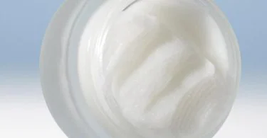 Difference Between Cleanser and Exfoliator